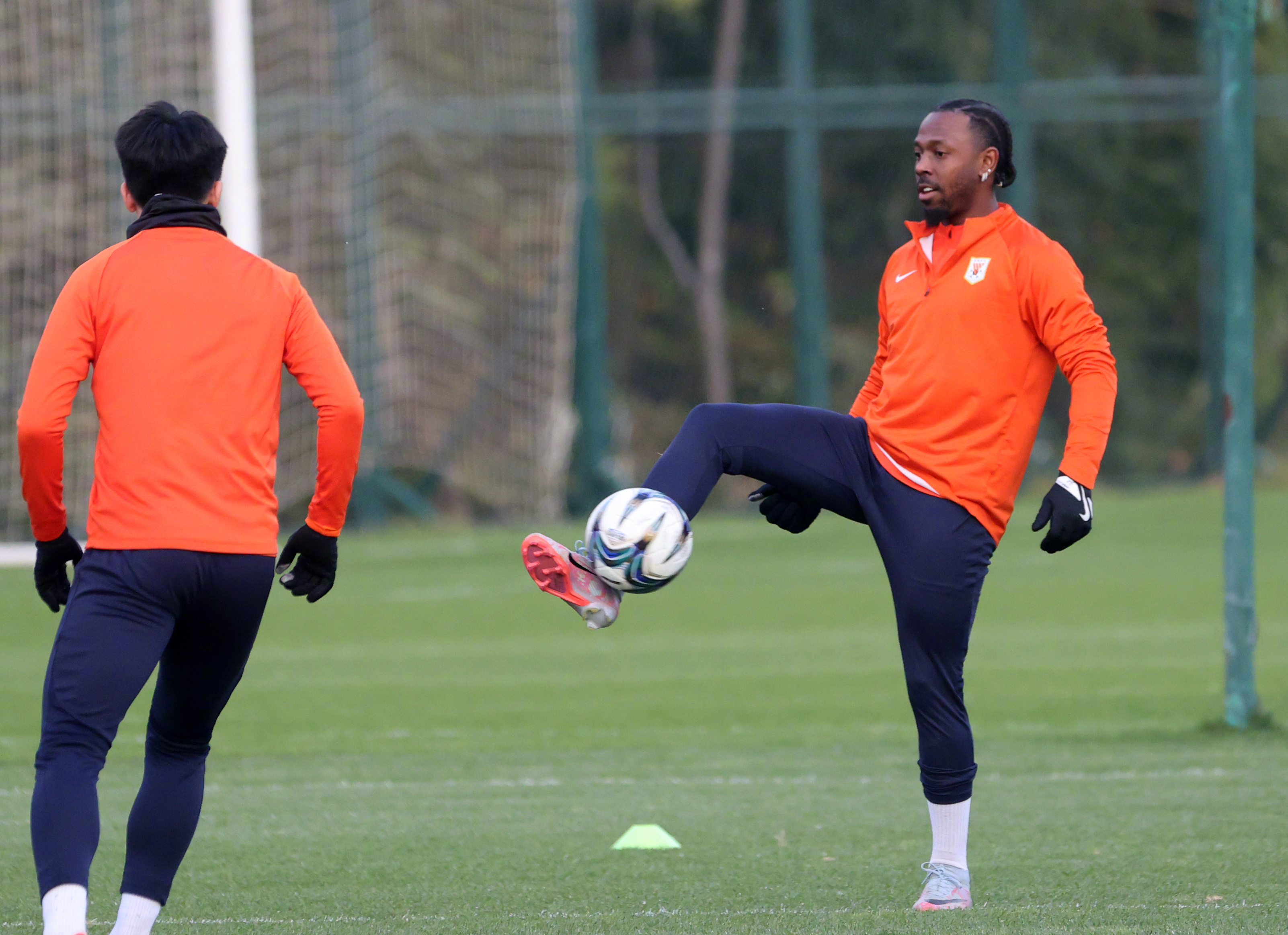 江苏舜天引援消息不断，球队雄心壮志备战足协杯的简单介绍