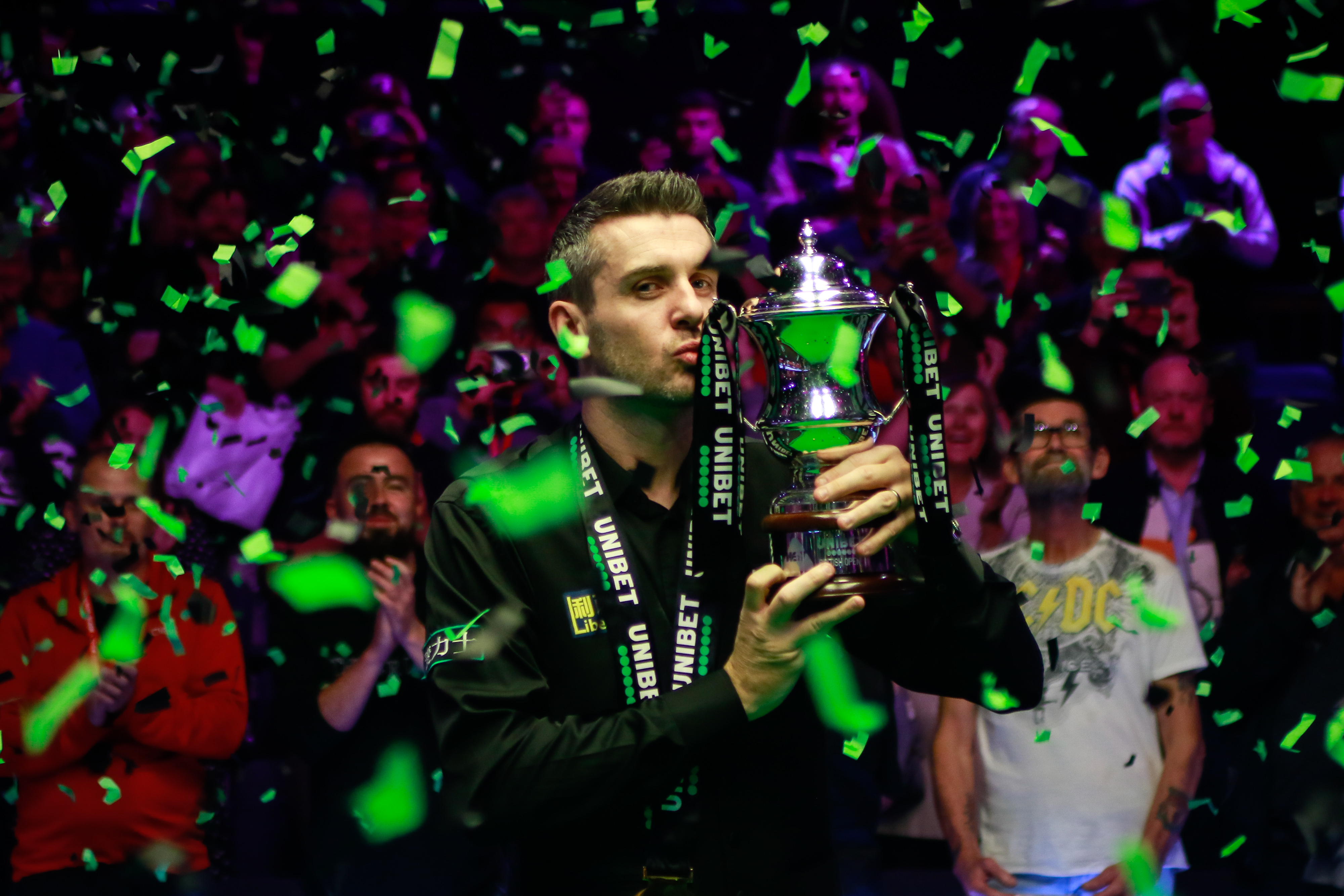 关于塞尔维亚队在欧洲杯资格赛中实现一鼓作气的信息 关于塞尔维亚队在欧洲杯资格赛中实现一鼓作气的信息