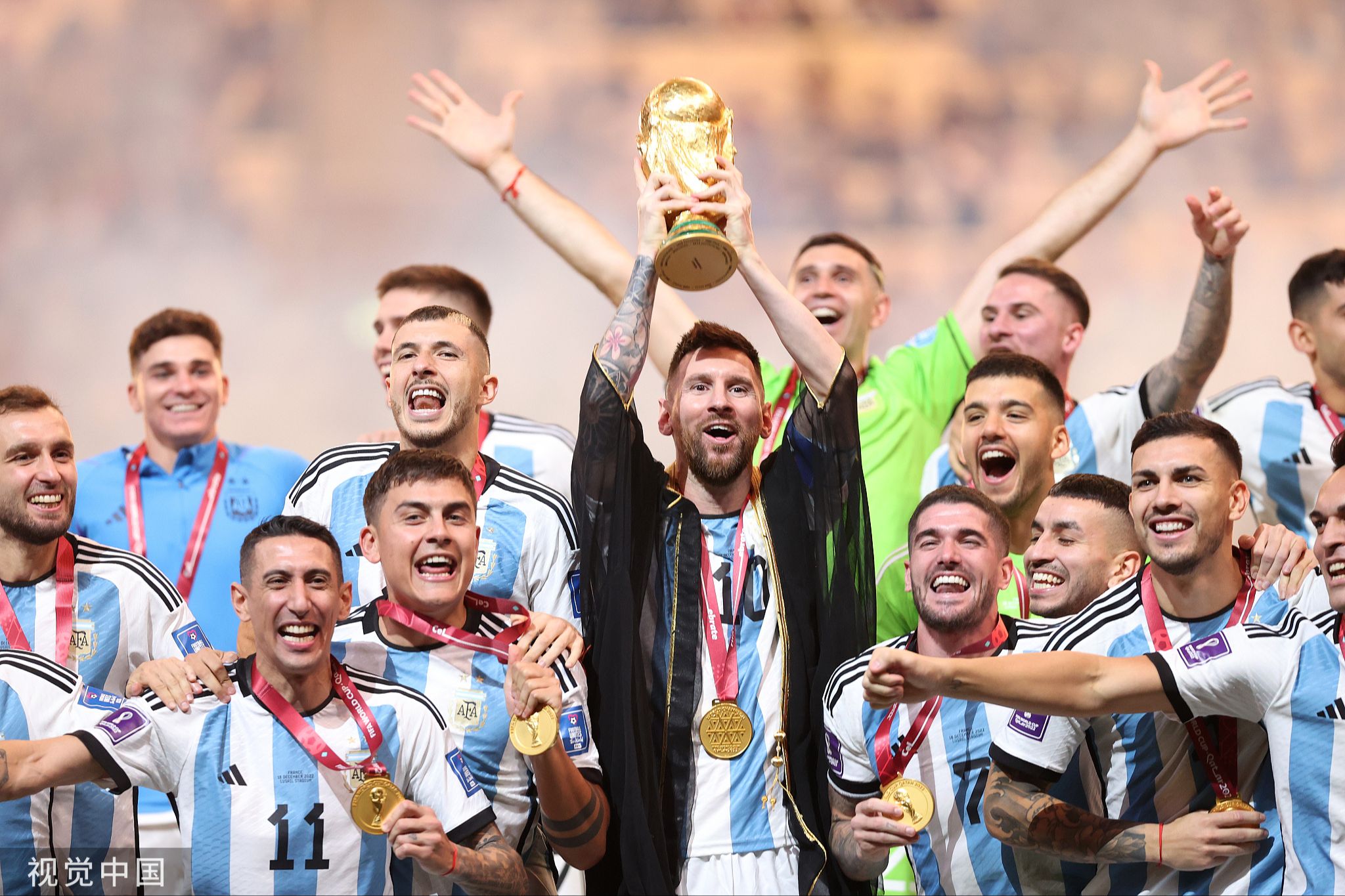 包含卡塔尔落选世界杯预选赛尽展当之无愧的词条