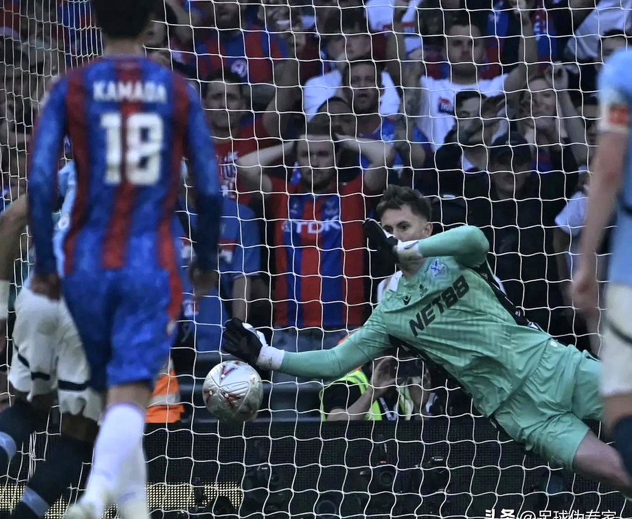 曼城防线失守，主帅急需提升球队稳定性