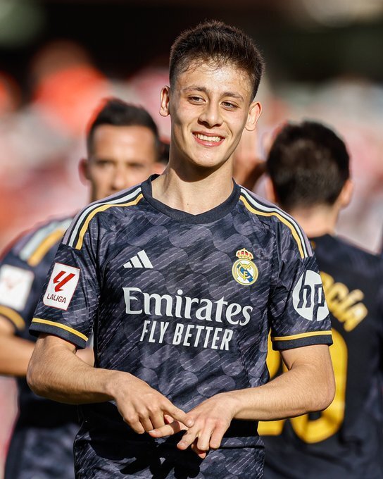 格拉纳达年轻前锋爆发独中两元助球队获胜