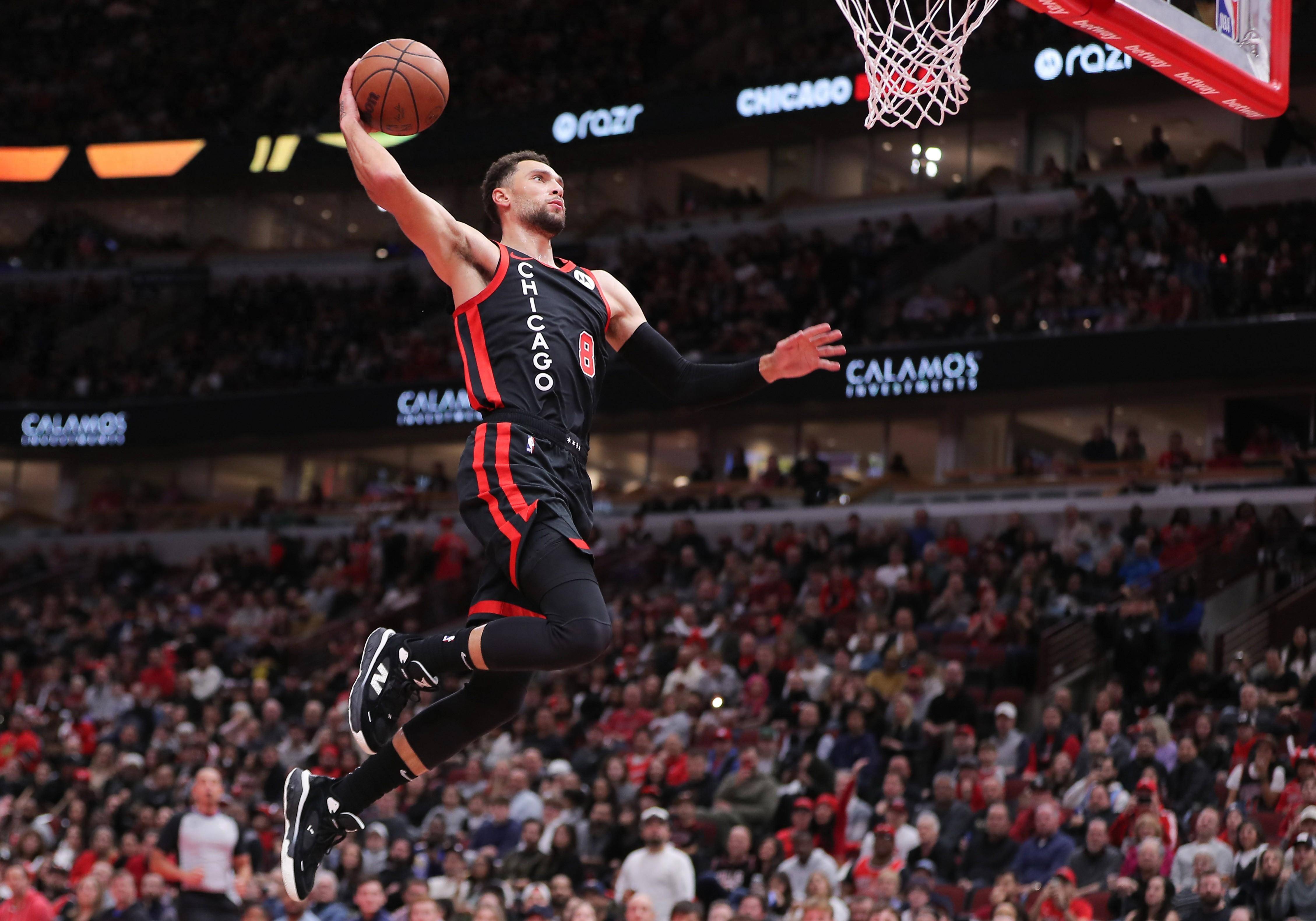 公牛主场逆转热火，拉文强势表现的简单介绍