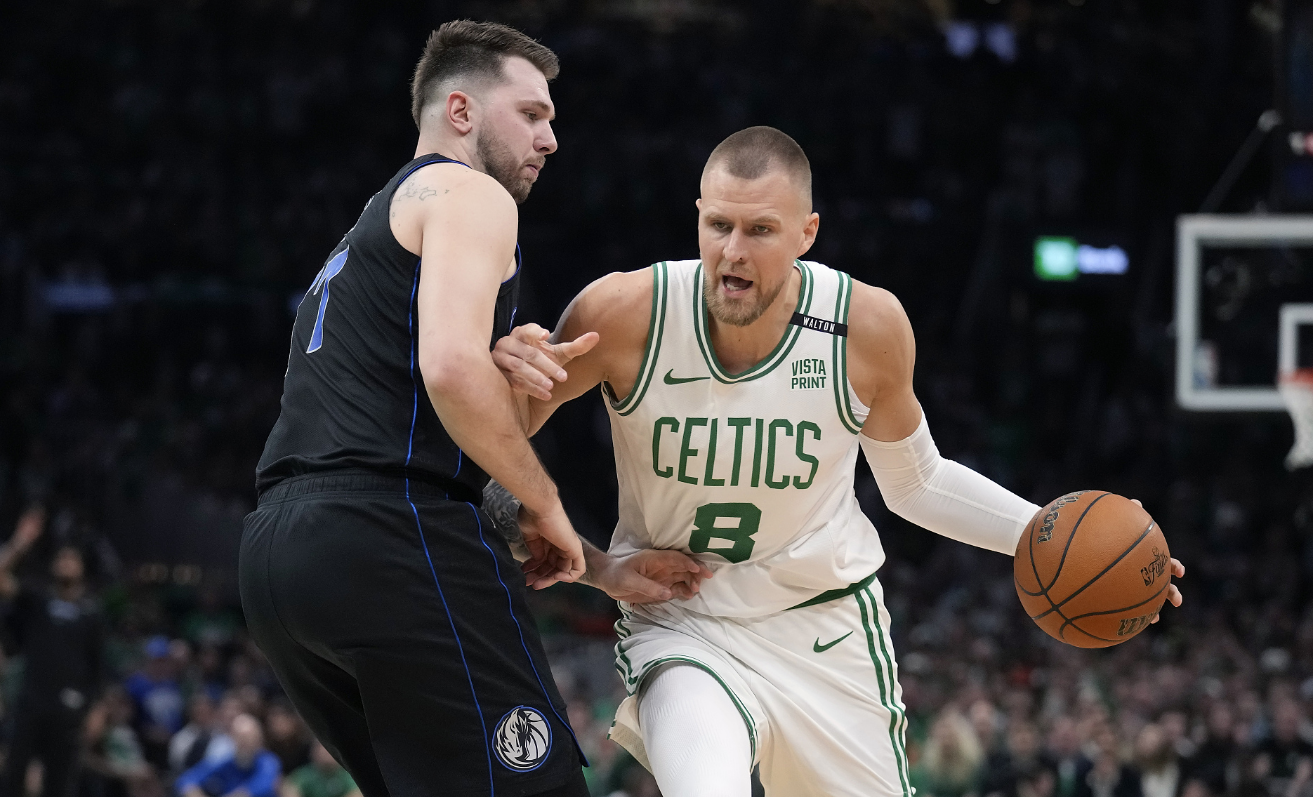 半岛体育网址-关于独行侠新秀掌控全局，带队轻取胜利的信息